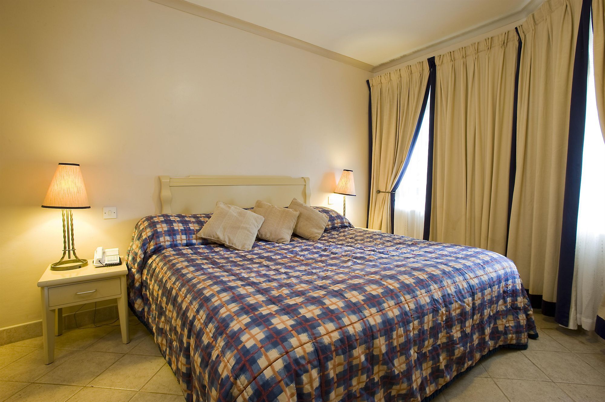 Protea Hotel By Marriott Dar Es Salaam Oyster Bay Kültér fotó